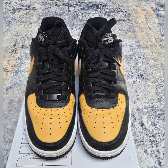 Nike Air Force 1s Black & Gold Custom (NIKE BY YOU) Size 7.5M - Picture 2 of 6